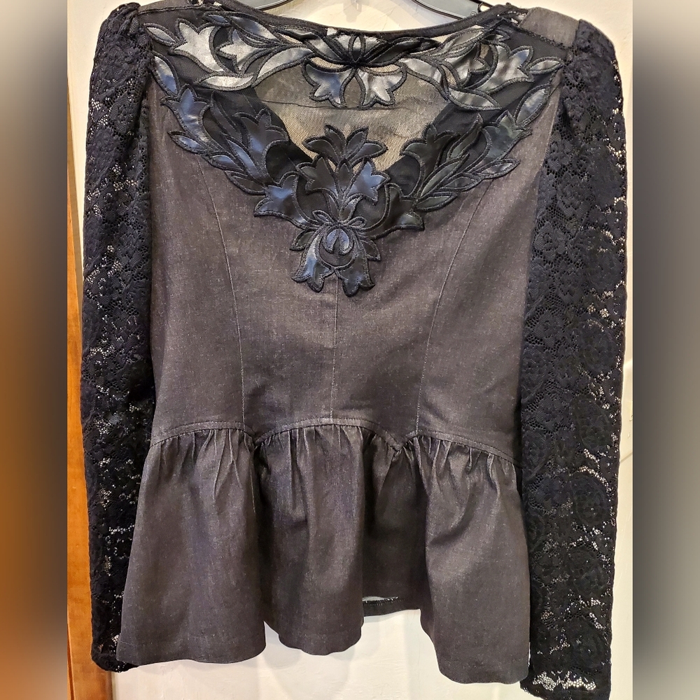 Elegant Black Lace Peplum Side Zip Blouse Sz XL w/Mesh & Faux Leather Flowers